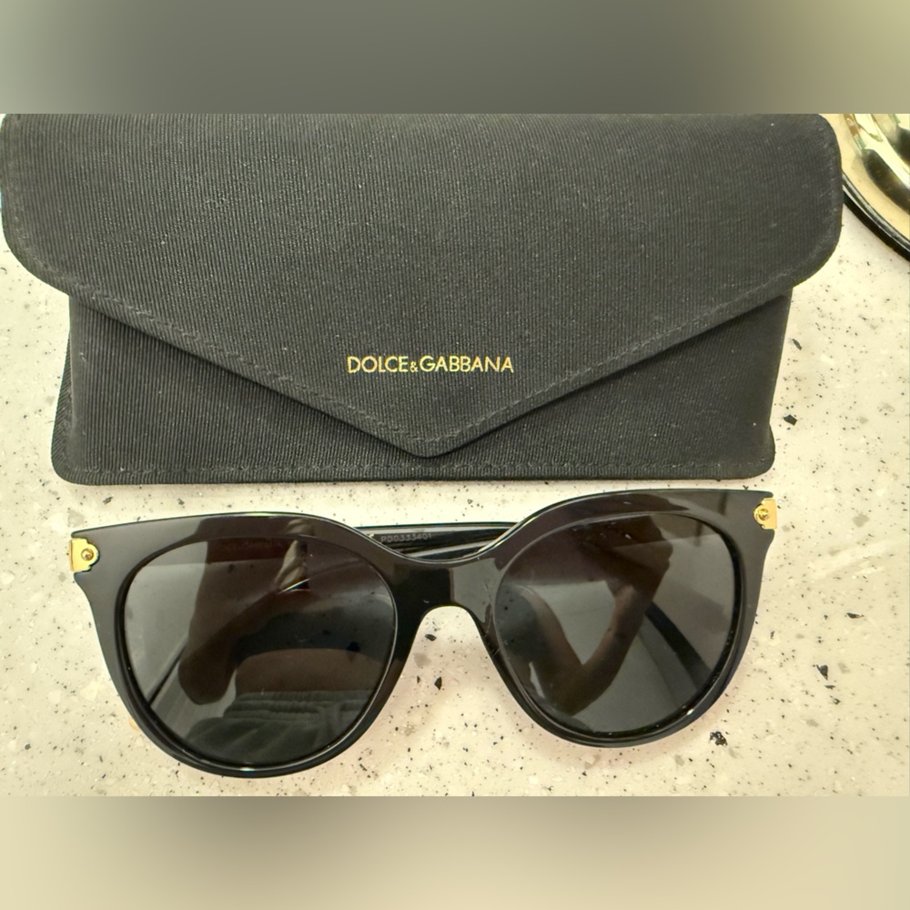 Dolce & Gabbana Black Sunglasses with Case - Picture 2 of 2